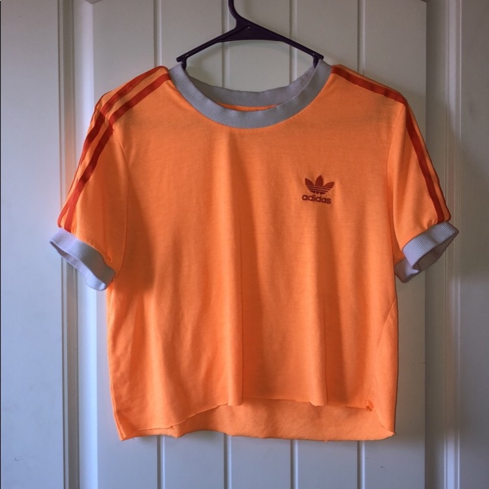 Adidas tee